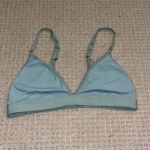 Aqua fabletics sports bra, never worn